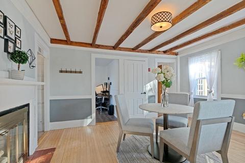 25 Library St, Georgetown, MA 01833 photo 5