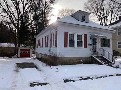 21 Barr St, Worcester, MA 01602 photo 3