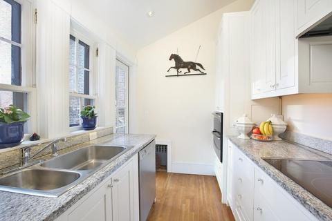3 Sentry Hill Pl, Boston, MA 02114 photo 7
