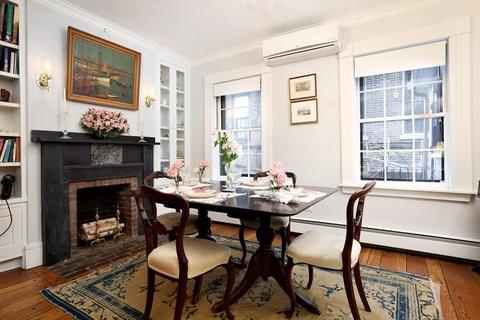 3 Sentry Hill Pl, Boston, MA 02114 photo 5