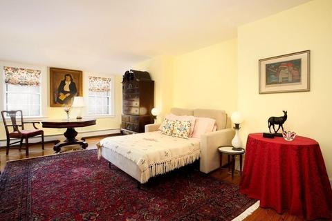 3 Sentry Hill Pl, Boston, MA 02114 photo 13