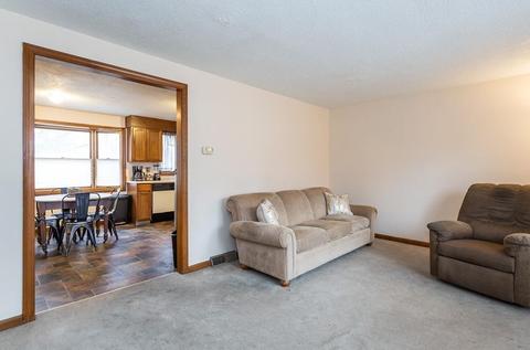 820 Roosevelt Ave, Springfield, MA 01109 photo 7