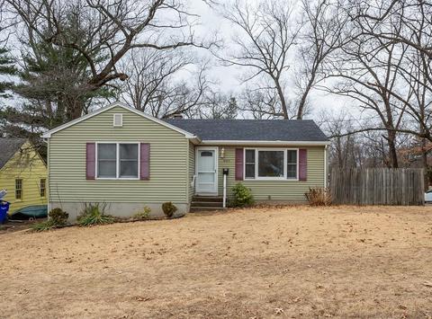 820 Roosevelt Ave, Springfield, MA 01109 photo 1