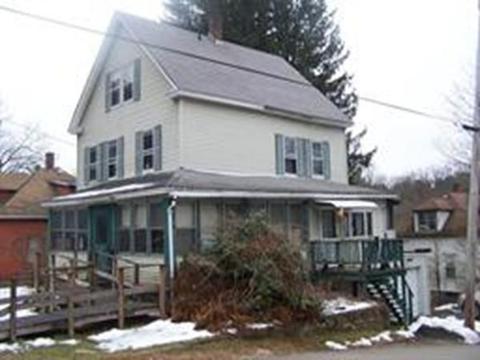 1052 S Main St, Athol, MA 01331 photo 1