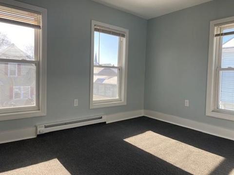 66 Pendleton Ave, Springfield, MA 01109 photo 13