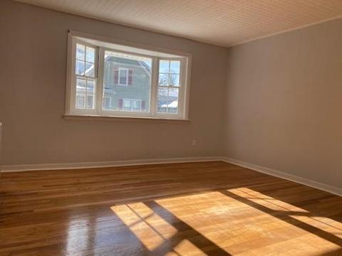 66 Pendleton Ave, Springfield, MA 01109 photo 3