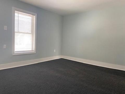 66 Pendleton Ave, Springfield, MA 01109 photo 12