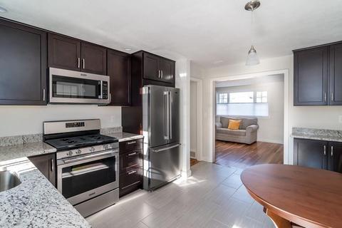 28 Pratt Ave, Dedham, MA 02026 photo 9