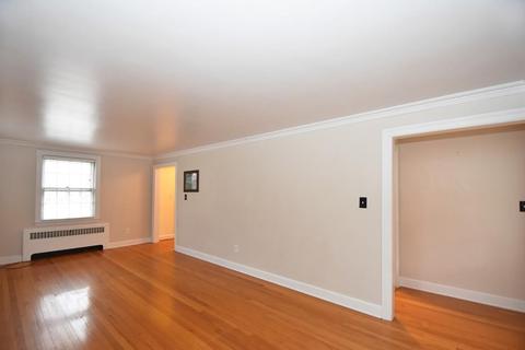 95 Mower St, Worcester, MA 01602 photo 3