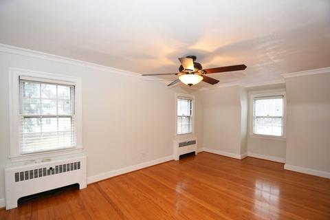 95 Mower St, Worcester, MA 01602 photo 9