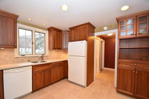 95 Mower St, Worcester, MA 01602 photo 5