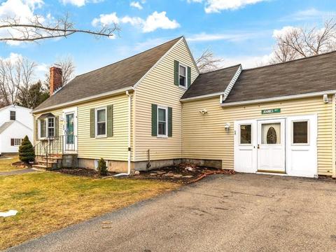 53 Wescroft Rd, Reading, MA 01867 photo 1
