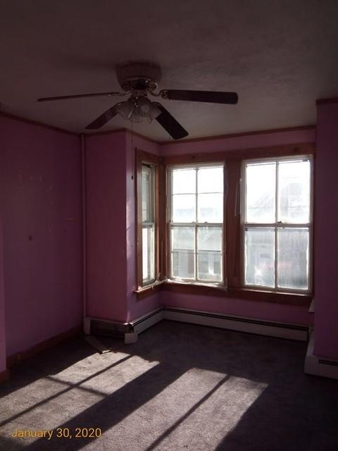 18 Taylor St, Gloucester, MA 01930 photo 11