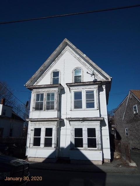18 Taylor St, Gloucester, MA 01930 photo 2