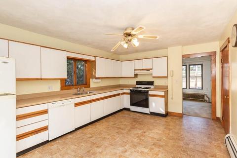 19 Haskell St, Beverly, MA 01915 photo 13