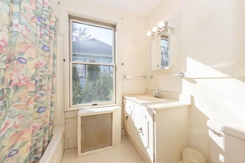 19 Haskell St, Beverly, MA 01915 photo 22