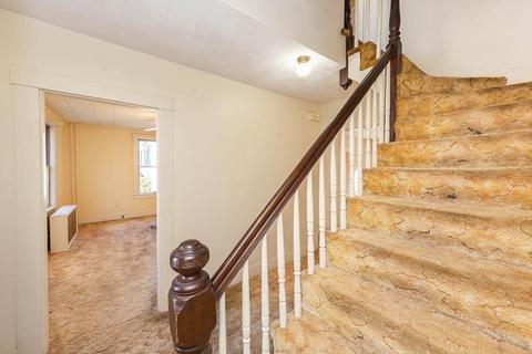 19 Haskell St, Beverly, MA 01915 photo 4