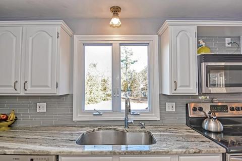 55 Hitching Post Dr, Walpole, MA 02081 photo 5
