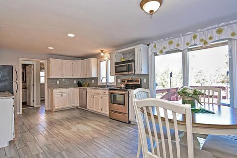 55 Hitching Post Dr, Walpole, MA 02081 photo 4