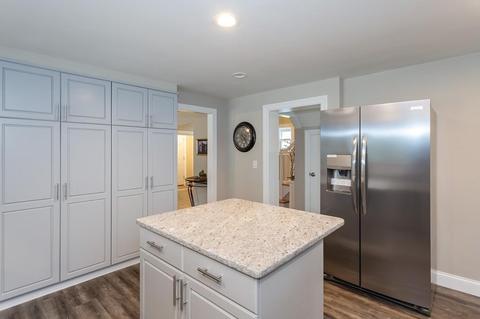 54 Meadowbrook Rd, Springfield, MA 01128 photo 4