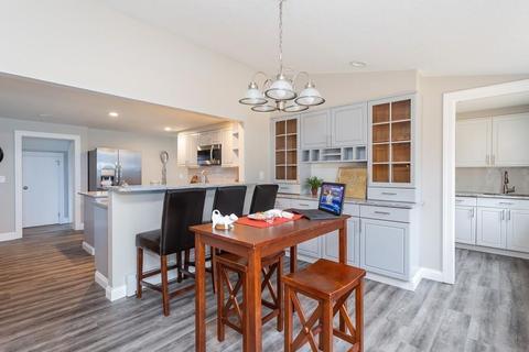 54 Meadowbrook Rd, Springfield, MA 01128 photo 5