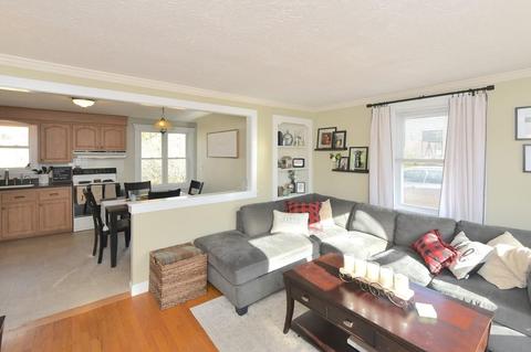 4 Maple Dr, Blackstone, MA 01504 photo 7