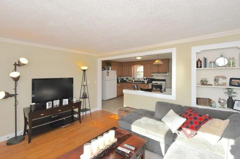 4 Maple Dr, Blackstone, MA 01504 photo 3