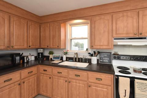4 Maple Dr, Blackstone, MA 01504 photo 11