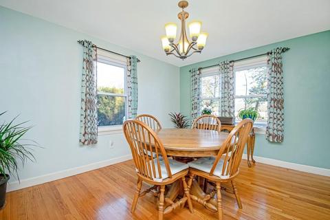 1274 Berkshire Ave, Springfield, MA 01151 photo 9