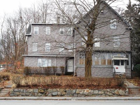 441 Grove St, Worcester, MA 01605 photo 3