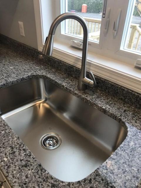 35 Thomas St, Fall River, MA 02723 photo 4