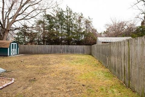 47 Harvard St, Chicopee, MA 01020 photo 4