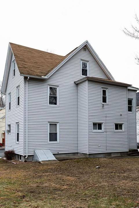 47 Harvard St, Chicopee, MA 01020 photo 2