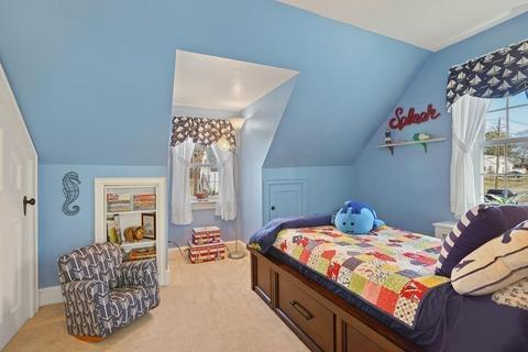 107 Conant St, Danvers, MA 01923 photo 21