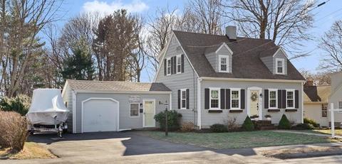 107 Conant St, Danvers, MA 01923 photo 2
