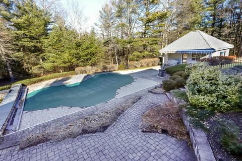 40 Laurel Ln, Canton, MA 02021 photo 32