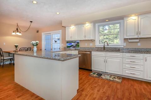 40 Laurel Ln, Canton, MA 02021 photo 14