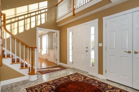 40 Laurel Ln, Canton, MA 02021 photo 3