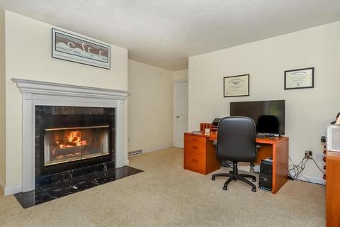 40 Laurel Ln, Canton, MA 02021 photo 18