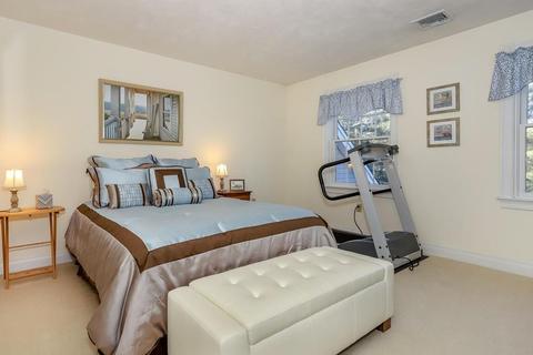 40 Laurel Ln, Canton, MA 02021 photo 28