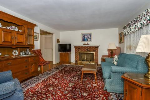 16 Beatty St, Canton, MA 02021 photo 5