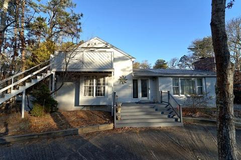 159 Whippoorwill Cir, Mashpee, MA 02649 photo 2