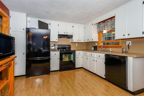 1 Estey Way, Canton, MA 02021 photo 9