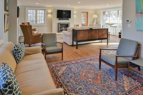 34 Beach St, Marblehead, MA 01945 photo 6