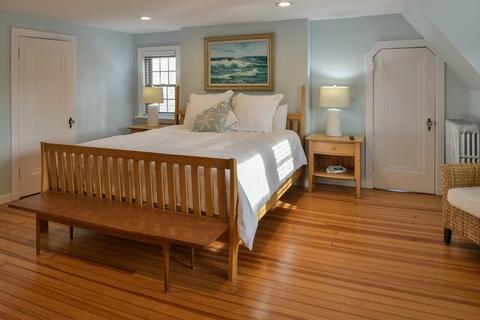 34 Beach St, Marblehead, MA 01945 photo 14