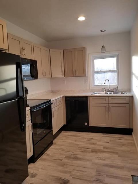 6 Carter St, Webster, MA 01570 photo 3