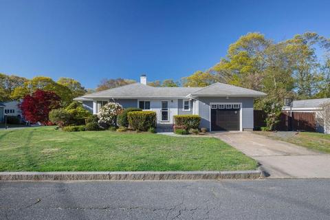 11 Highcrest Rd, Fall River, MA 02720 photo 2