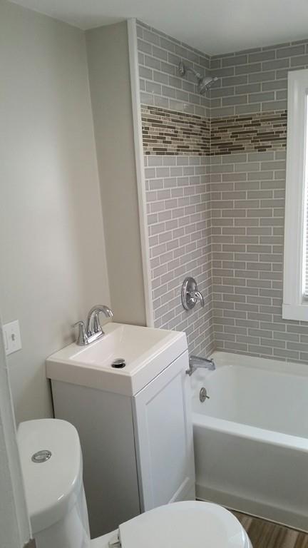 44 Campechi St, Springfield, MA 01104 photo 14