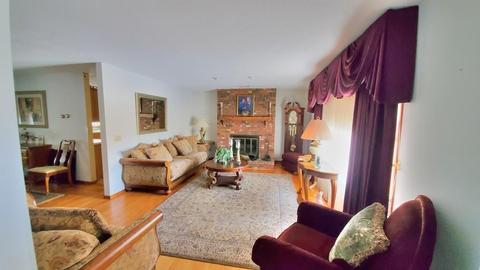 23 Fairway Dr, Acushnet, MA 02743 photo 2