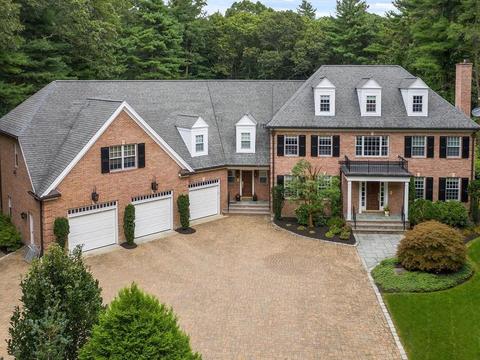 419 Charles River St, Needham, MA 02492 photo 2